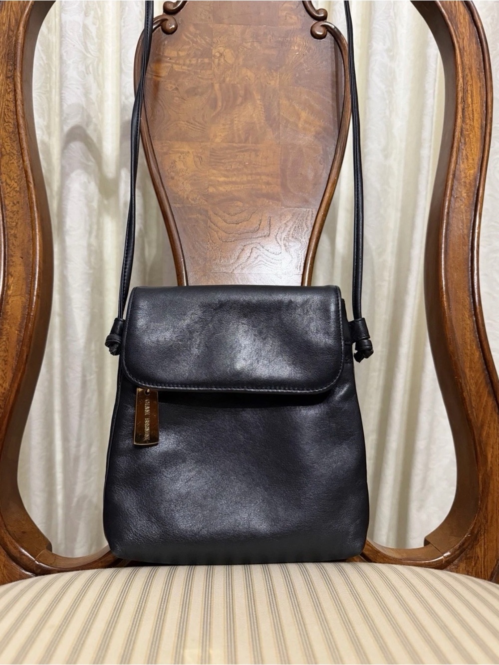 Giani Bernini Classic Black Leather Crossbody Bag